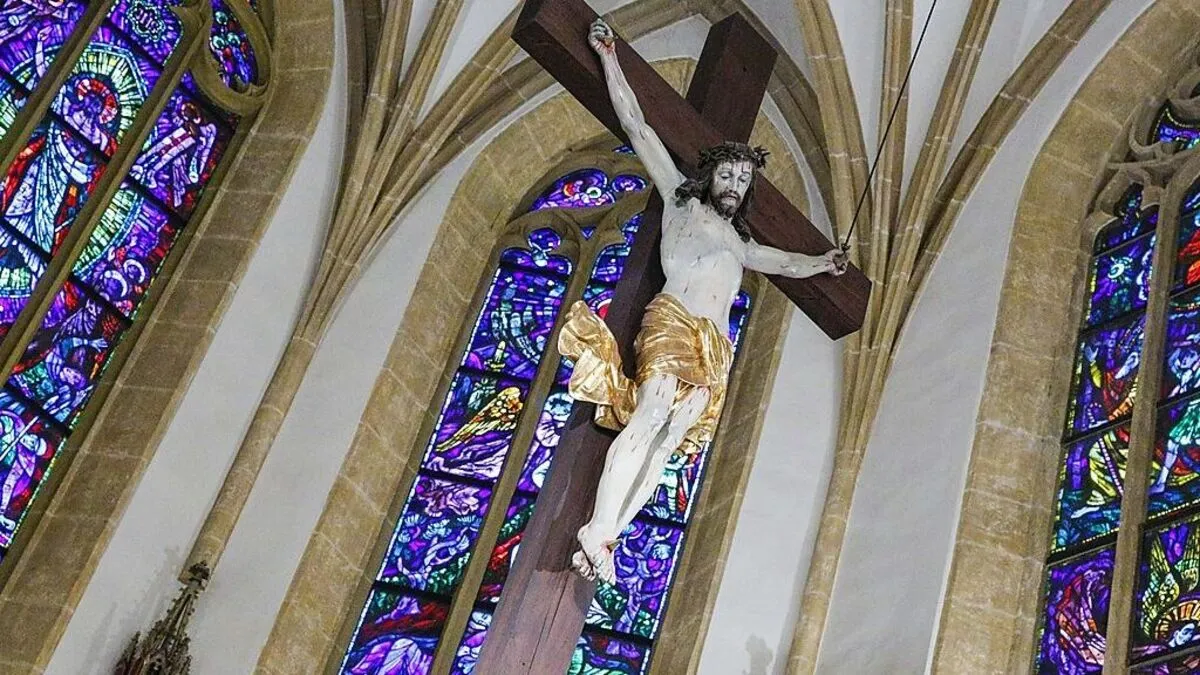 Kruzifix Stadtpfarrkirche Graz
