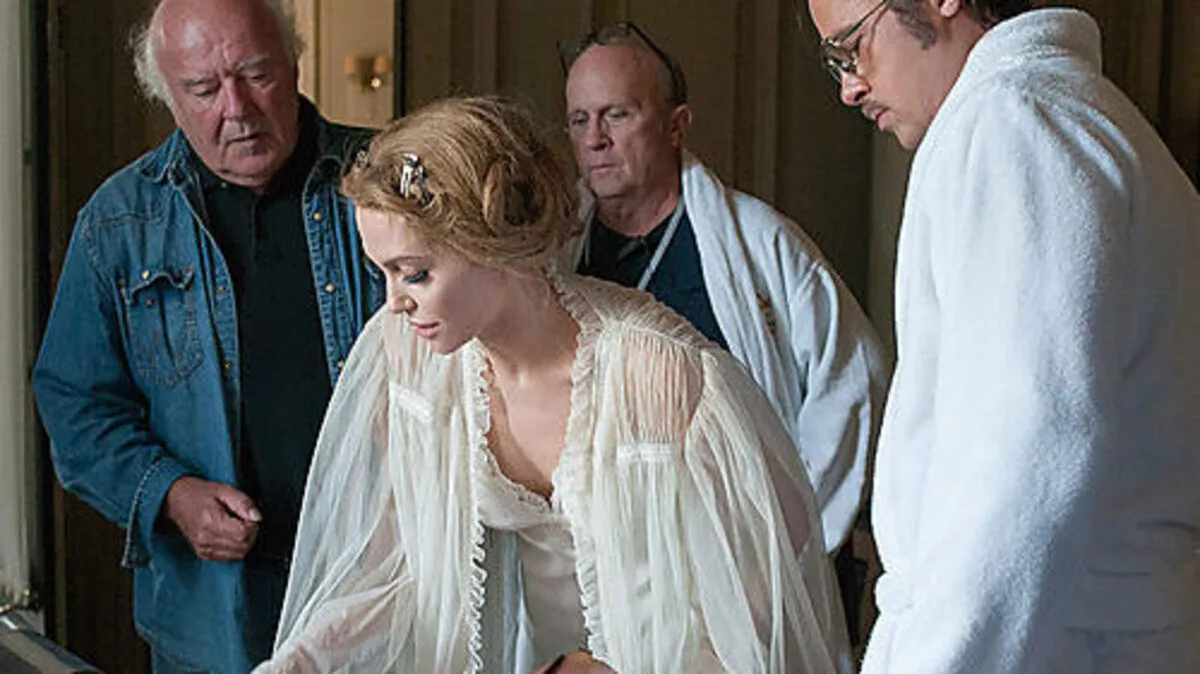 Christian Berger (links) mit Angelina Jolie und Brad Pitt bei den Dreharbeiten