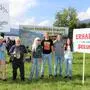 Im Herbst fand eine Protestaktion  auf der Wiese statt 