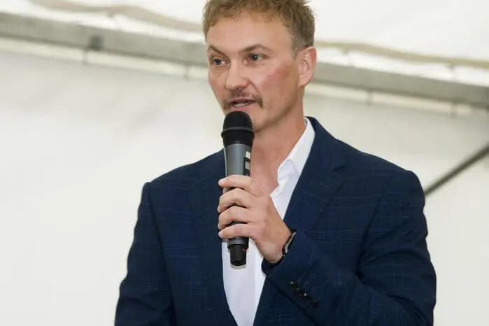 Messeleiter und Sportzentrum-Geschäftsführer Christian Feuchter zeigte sich erfreut über das große Besucherinteresse bereits am Eröffnungstag und gab einen Ausblick auf die kommenden Highlights am Samstag und Sonntag.