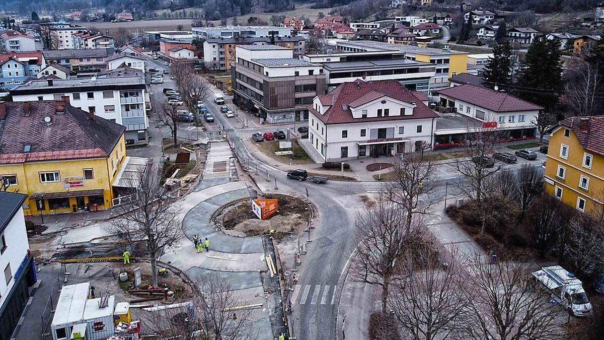 Umbauarbeiten am Kreisverkehr in Althofen
