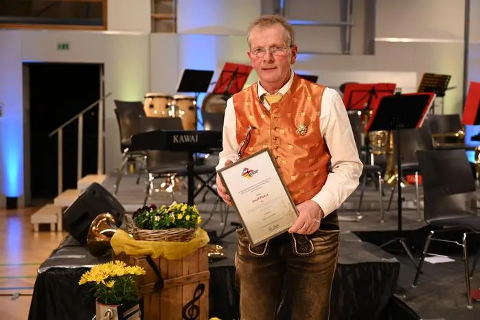 Auszeichnung für Josef Pirker - 50 Jahre Mitgliedschaft.