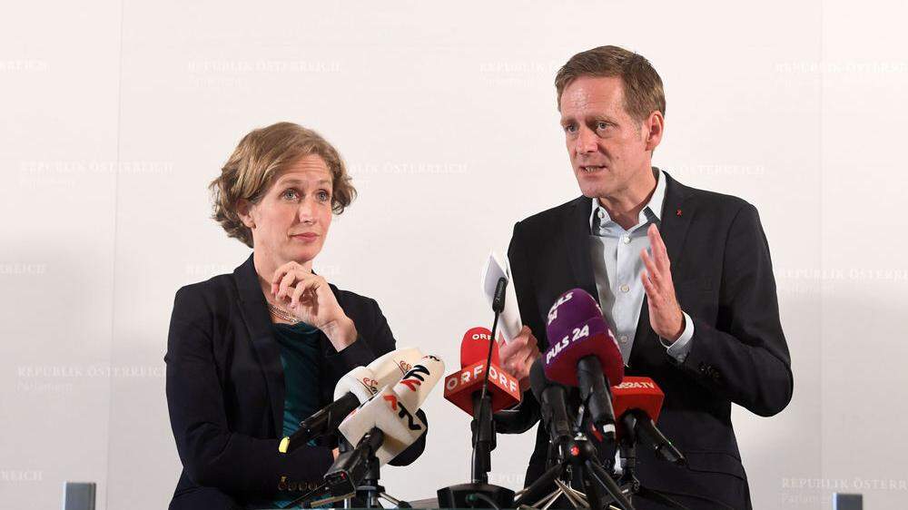 Stephanie Krisper (Neos) und Kai Jan Krainer (SPÖ)