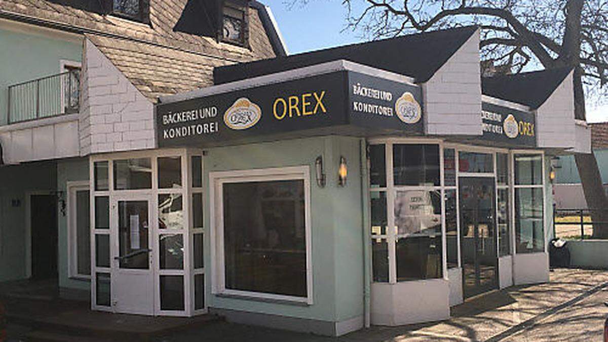 Ab nun kann man von der Bäckerei Orex kommend nur rechts zur B70 abbiegen