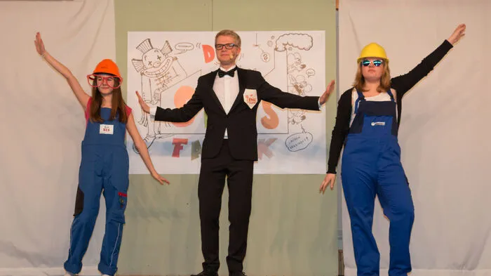 Sketches am laufenden Band lieferte das Spaßfabrikteam mit Julia Trummer, Stephan Frühwirt, Petra Kaufmann und Pastoralassistentin Michaela Baumgartner