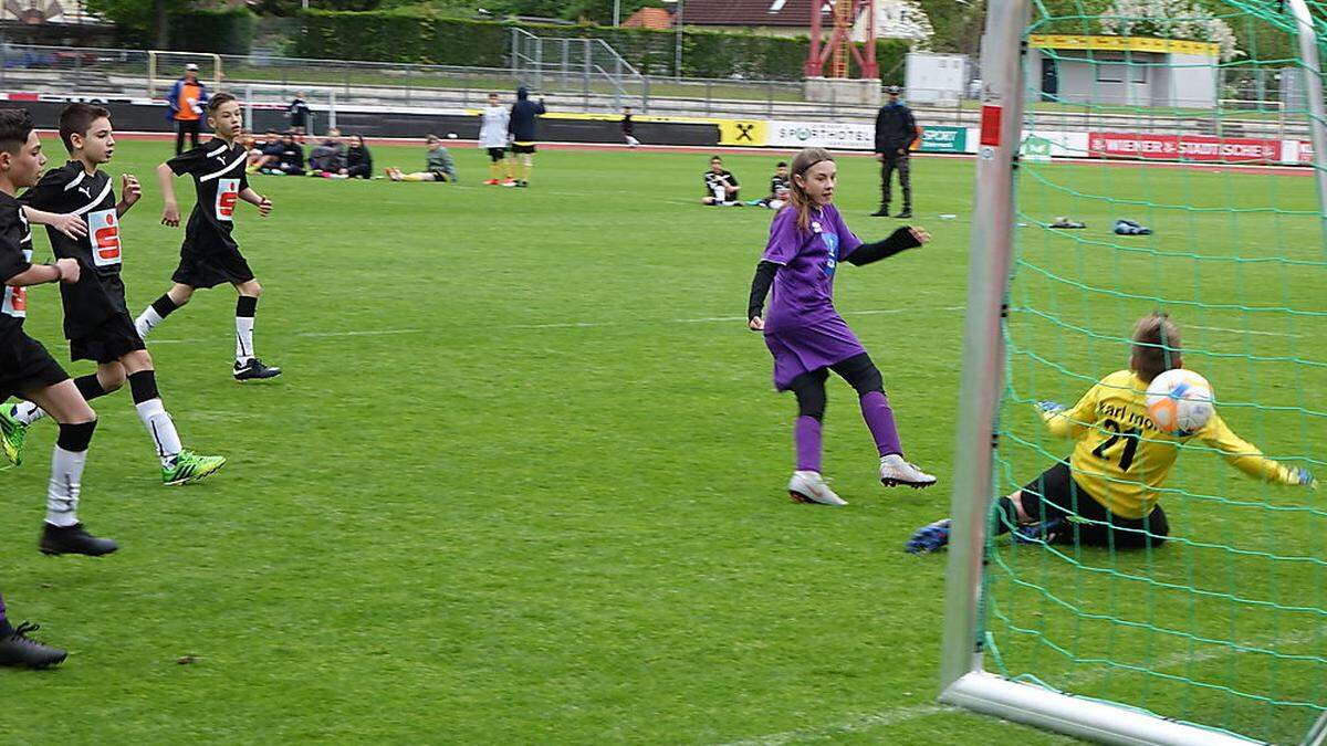 Zahlreiche Tore gab es auf dem Rasen im Stadion zu sehen