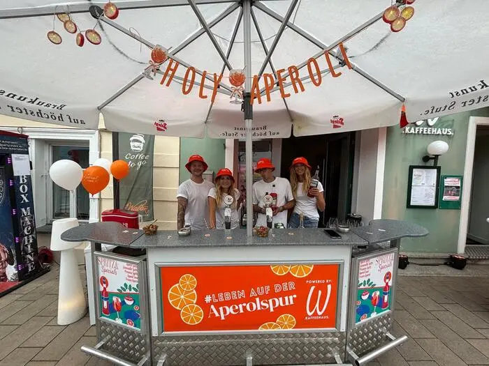 Die Aperolbar bei „Das Walten“ wird wieder aufgebaut