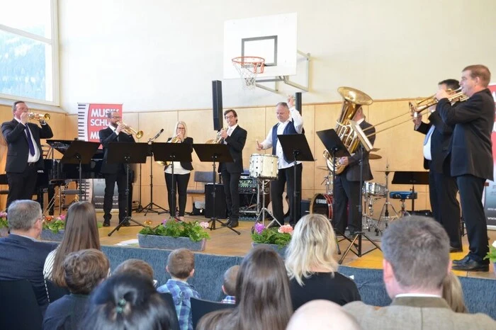 Erstmals wurde ein Lehrerkonzert von Lehrkräften der Musikschule im Jahr 2008 in Ranten veranstaltet.