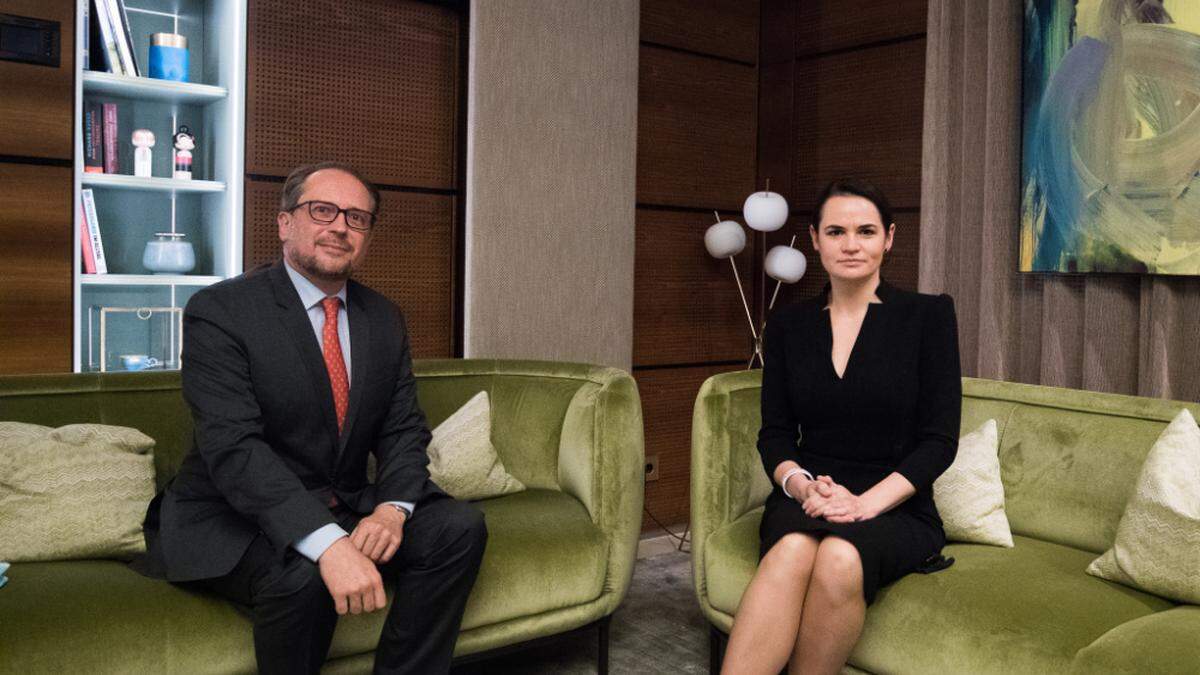 Alexander Schallenberg und Swetlana Tichanowskaja bei ihrem Treffen in Schwechat