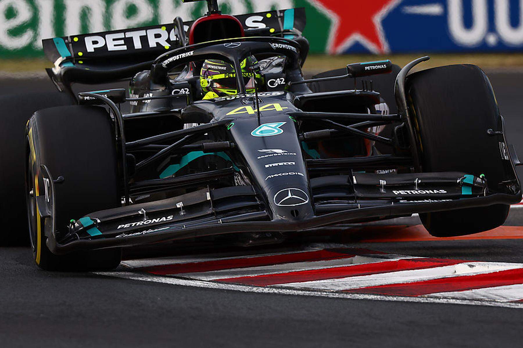 Grand Prix auf dem Hungaroring Sensation in Ungarn Lewis Hamilton holt die Pole-Position