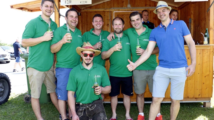 Es ist schon seit Jahren Tradition, dass immer zu Pfingsten das traditionelle Dorffest...