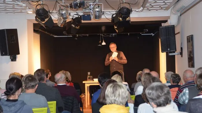 Am Mittwochabend war Herbert Dutzler zu Gast in Birkfeld und stellte seine Bücher vor.