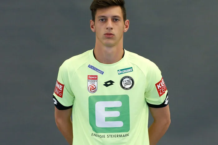 Fabian Ehmann, geboren am 28. August 1998. Vereine als Profi: Sturm Graz Spiele für Sturm (vor der Saison): 0