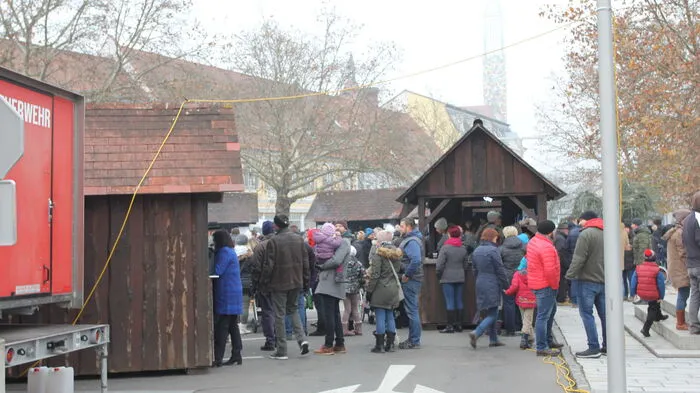 Im Krampusmarktdorf wurde gefeiert.