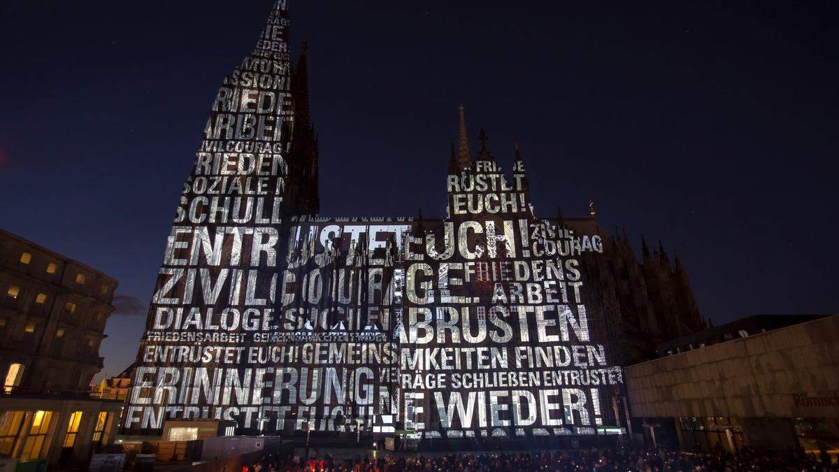 Auch am Kölner Dom waren bereits Projektionen von Hartung&Trenz zu sehen