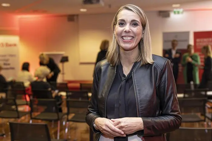 mit Christina Richter, Sonja Steßl, Herta Stockbauer, Daniela Stein,