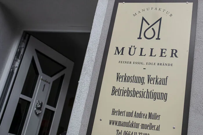 Vielfach prämierter Gin der Manufaktur Müller aus Bad St. Leonhard wurde beim Wiener Opernball in Manhattan ausgeschenkt.