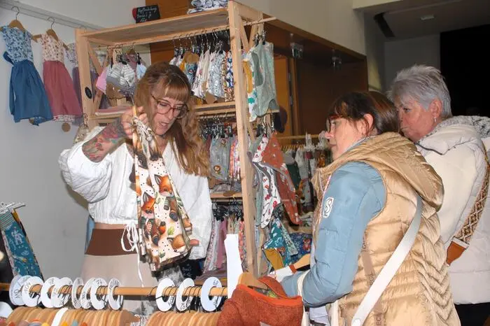 Organisiert wurde die Ausstellung wieder vom Oststeirischen Verein „Kunst kumman“, unter Obfrau Barbara Degen.