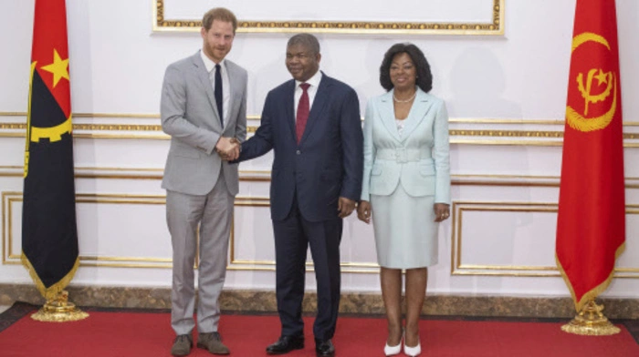 Prinz Harry in Afrika: Auf seiner "Royal Tour" traf er sich am Wochenende mit Angolas Präsident Joao Lourenco und First Lady Ana Dias Lourenco.