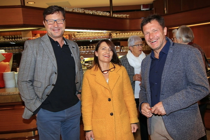 Klicken Sie sich durch die Bilder.