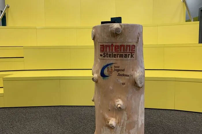 Ein Geschenk der Seckauer für die Antenne.