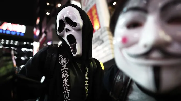 Längst hat der ursprünglich aus Irland kommende Brauch seinen kulturellen Eroberungsfeldzug auch in Japan fortgesetzt.
