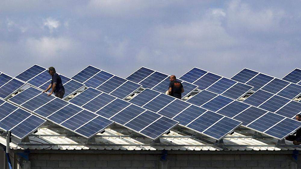 Gemeinden werden bei der Installation von Photovoltaik-Anlagen unterstützt 