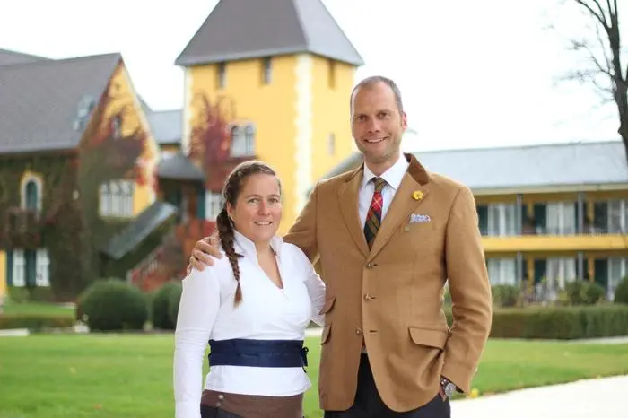 Julia und Constantin von Deines führen das Schlosshotel Velden