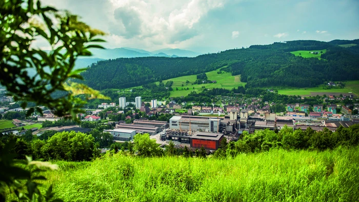 Am Standort Donawitz wird bis 2027 ein grünstrombetriebener Elektrolichtbogenofen errichtet, der einen Hochofen ersetzen wird