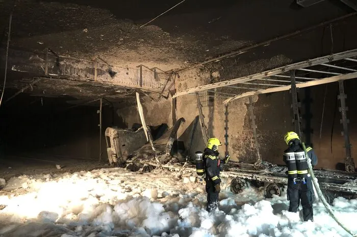 Der Tunnel Rannersdorf blieb vorerst in Fahrtrichtung Vösendorf gesperrt.