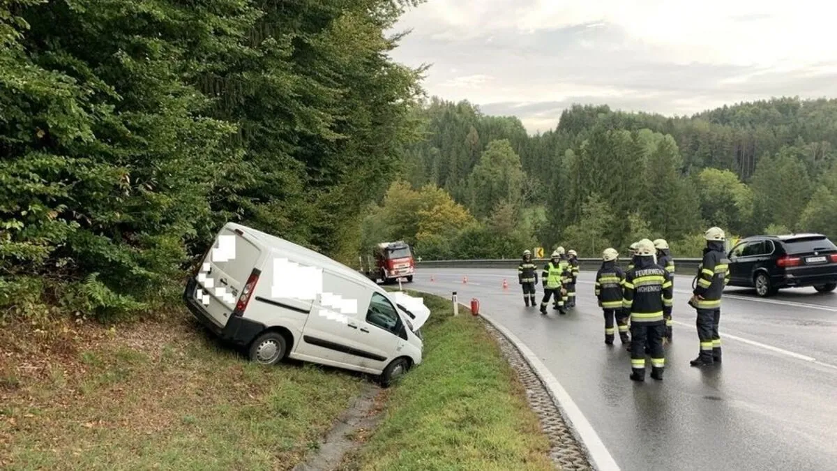 Der Lenker blieb beim Unfall unverletzt