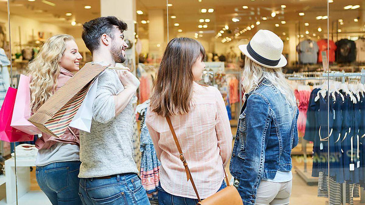 Um für Kundenfrequenz zu sorgen, müssen klassische Shoppingcenter ihre Angebote erweitern.