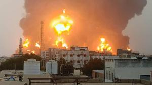 Israel bombardierte als Antwort auf den tödlichen Drohnenangriff der Houthi-Miliz in Tel Aviv die jemenitische Hafenstadt Hodeida