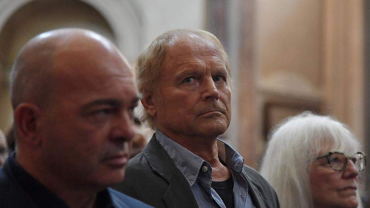 Terence Hill neben Giuseppe Pedersoli, Spencers Sohn