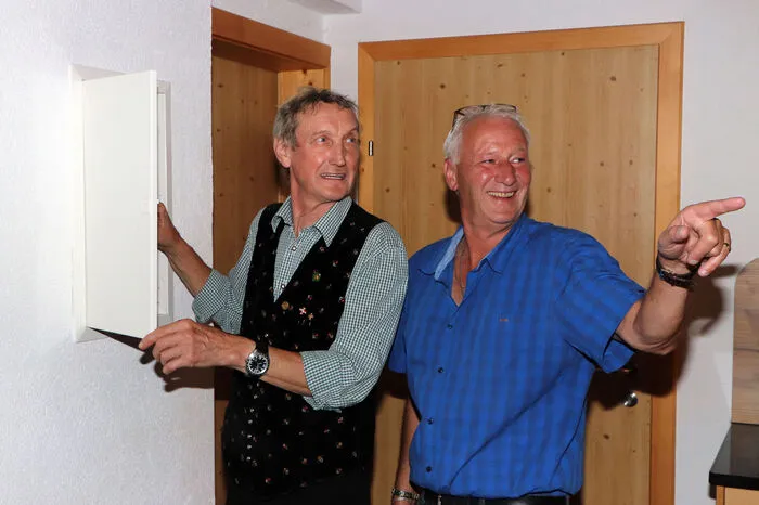 Bitte klicken Sie sich durch die Bilder!