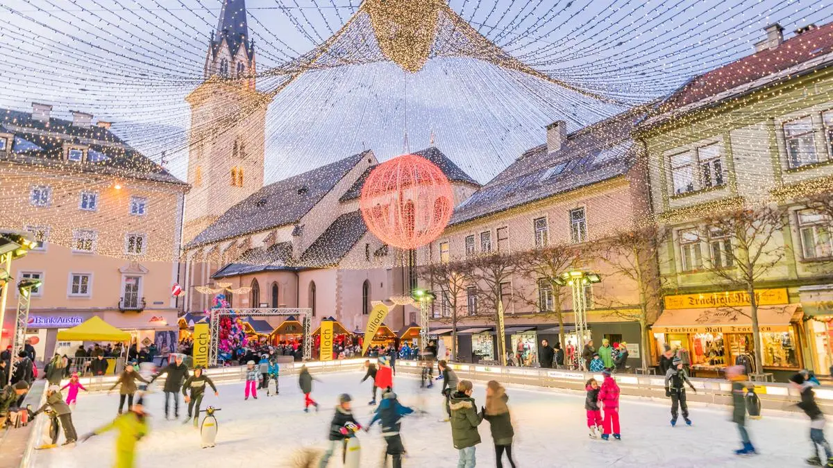 Der Eislaufplatz auf dem Villacher Rathausplatz bleibt am Mittwoch (28. Dezember) gesperrt