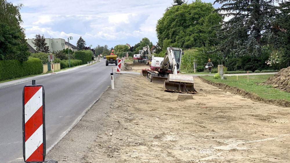 Der Radweg zwischen Fürstenfeld und Altenmarkt wird gerade gebaut