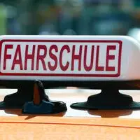 Drogen am Steuer: Fahrschüler angezeigt (Symbolbild)