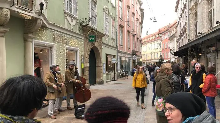 Fotos vom adventlichen Treiben in der Innenstadt. Klicken Sie sich durch...