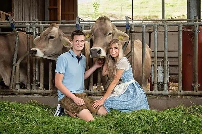 Traunviertler Rudi (Bezirk Kirchdorf) ist Jungbauer und 21