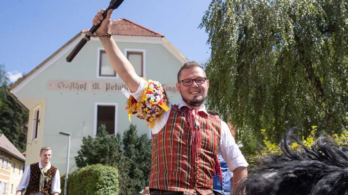 Christoph Kazianka war der große Sieger beim Kufenstechen