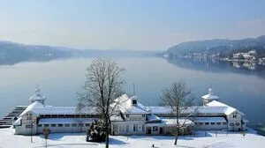 Der Wörthersee kann auch anders: Im Winter zeigt er seine ruhige Seite
