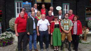 Die Naturfreunde Voitsberg trafen am Samstag zur 100-jährigen Jubiläumsfeier am Sattelhaus zusammen