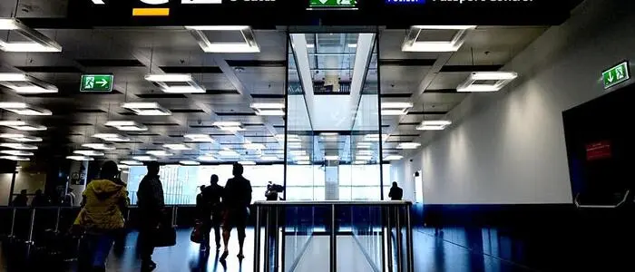 Ab Freitag sind in allen Terminals an den zentralen Sicherheitskontrollen die neuen Scanner im Einsatz