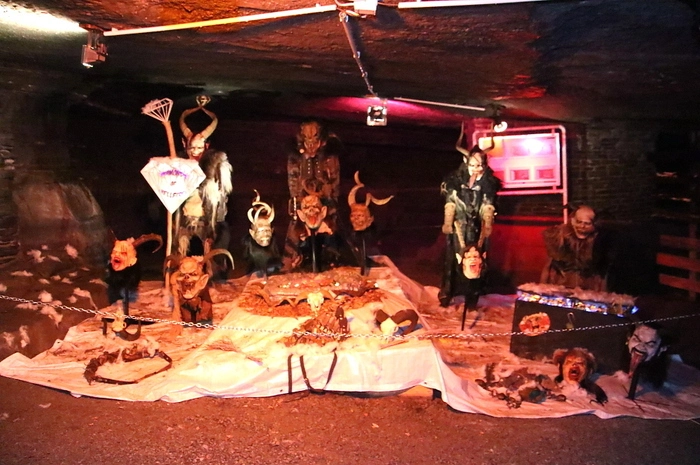 Man glaubt es kaum, aber in nicht einmal zwei Monaten steigen bei uns die Krampusläufe. Der erste am 18. November um 19 Uhr beim WEZ im Rosental.