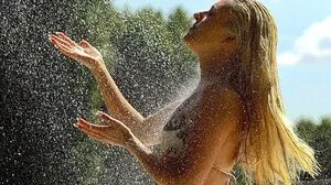 Solarduschen im Garten sind sehr beliebt. Sie erfordern aber auch eine gewisse Wartung