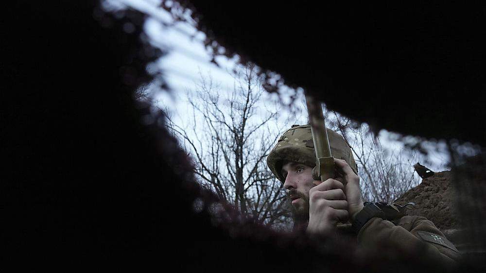 Schützengraben in der Ostukraine