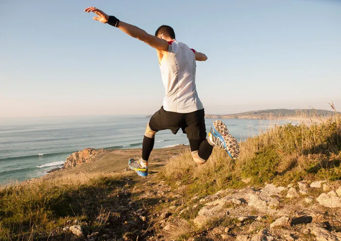 In der heutigen Zeit wächst das Bedürfnis nach geistiger und körperlicher Fitness stetig. Eine Ausbildung im Sportbereich ist eine gewinnbringende Entscheidung für deine berufliche Zukunft