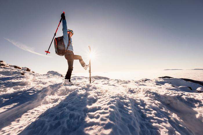 Ein besonderes „Schnäppchen“ hat der Kleinen Zeitung Club für seine Mitglieder:innen – der KLZ Skipass bietet Ihnen „sparsamen“ Ski-Spass mit elf Tageskarten für verschiedene Skigebiete.