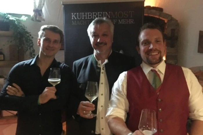 Nach dem gelungenen Abend freuen sich die Wirtsleute Monika und Hannes Mossauer schon auf das nächste Aufweindl’n im Jahr 2018.